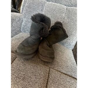UGG‎ Australia Black Suede Sheepskin Lined Boots Women's Size 8